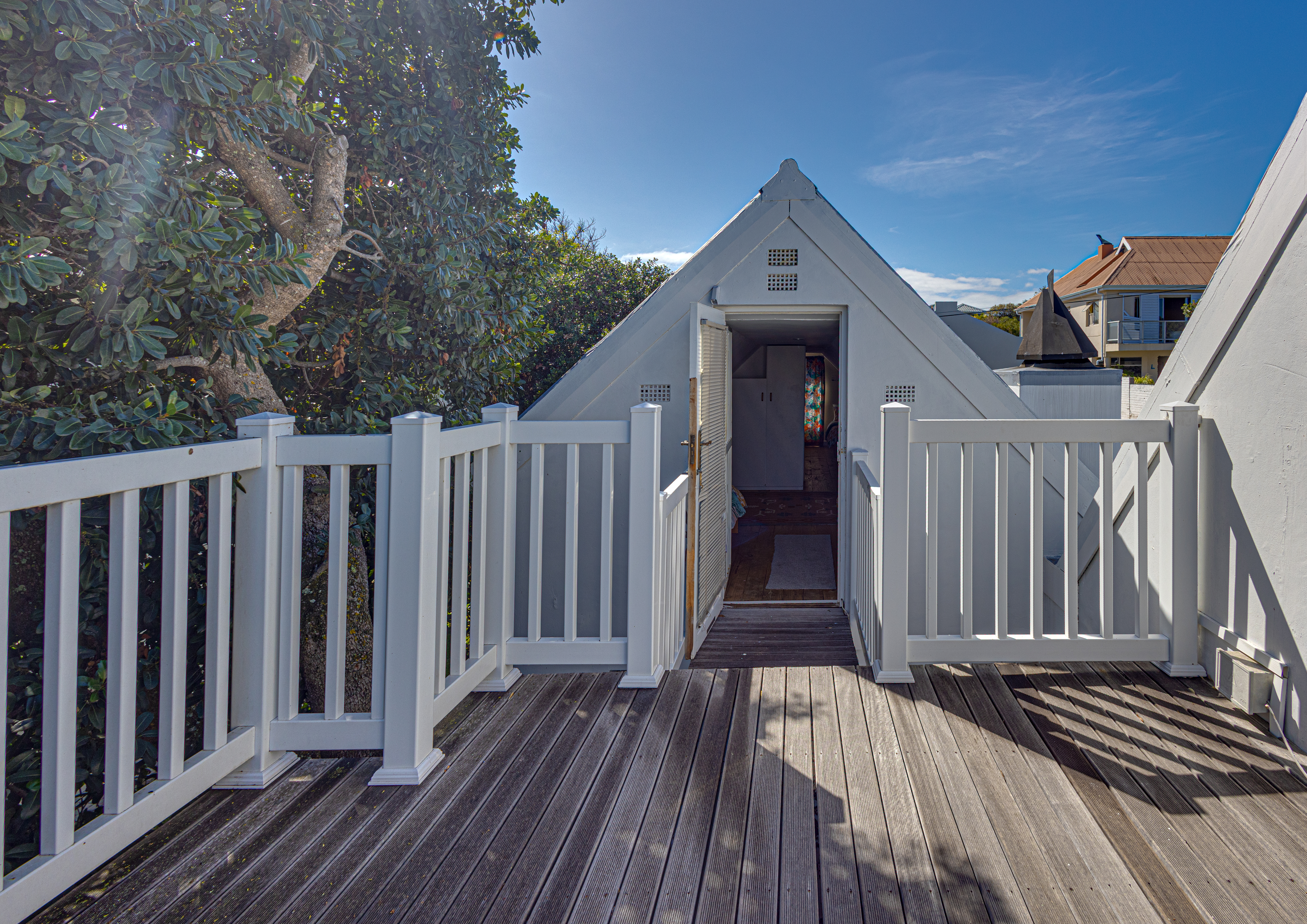 Beachcomber's Rest thumbnail 16